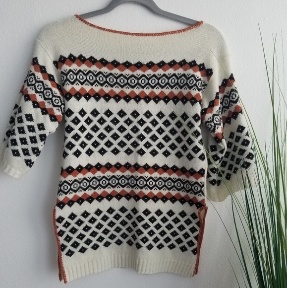 Tops - Vintage Print Sweater